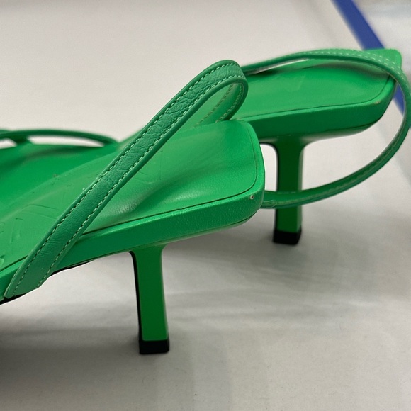 MANGO Green Triangle Heels Strappy Sandals Square Toe Size 9 - Picture 9 of 14